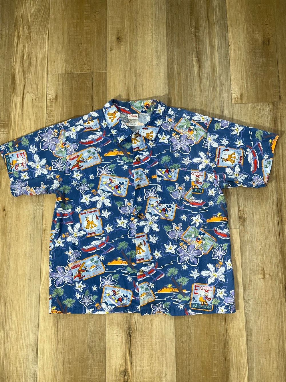 Disney Men’s Vintage Cotton Surf Hawaii Front Button Shirt Size Large